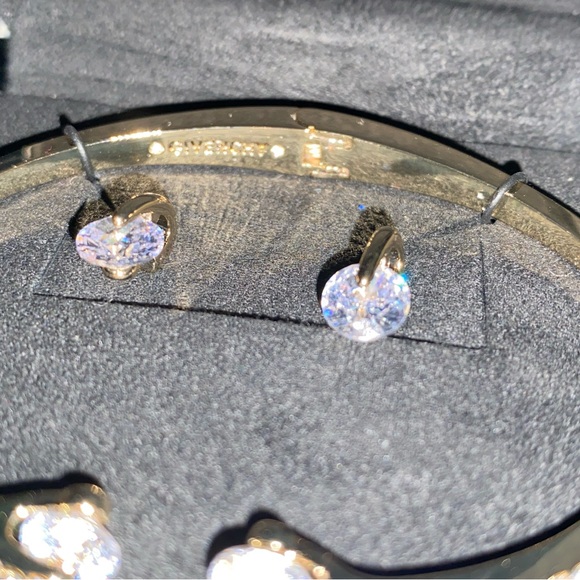 ✨Givenchy - 2-Pc. Set Crystal Cuff Bangle Bracelet & Matching Stud Earrings✨NWT✨ - Picture 13 of 16